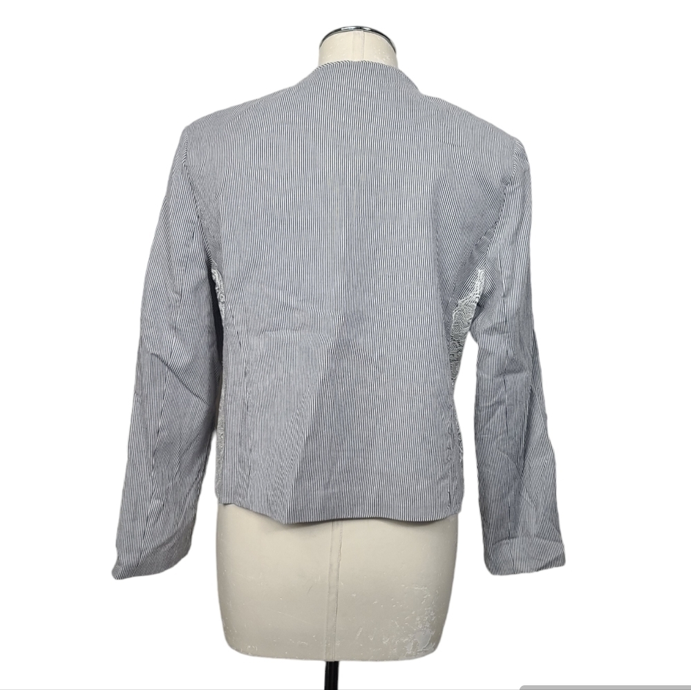 Isaac Mizrahi Blue White Pinstripe Open Blazer 8 - Picture 6 of 10